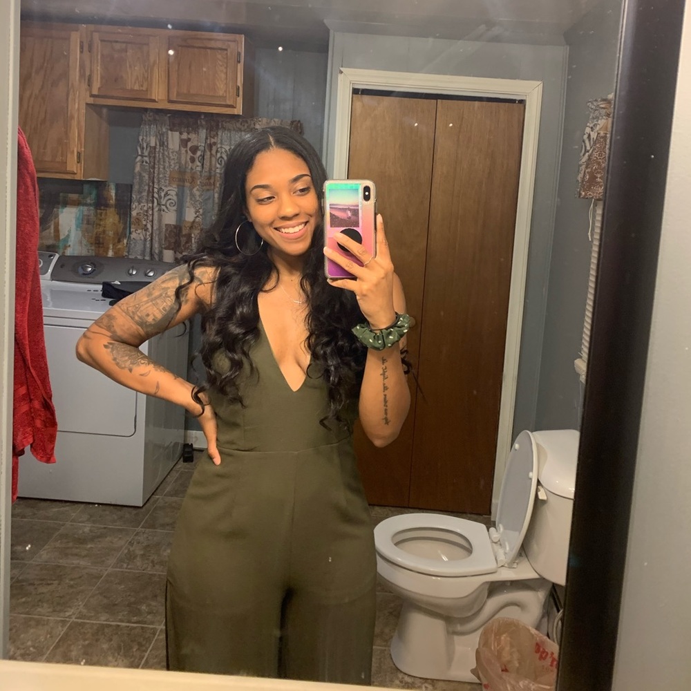 Meet your Posher, Maxine